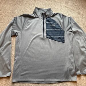 The North Face Gray Quarter-Zip Jacket/sweatshirt size large